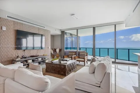 15701 Collins Ave # 2902, Sunny Isles Beach FL 33160