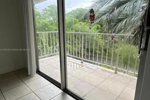1805 Sans Souci Blvd # 513, North Miami FL 33181