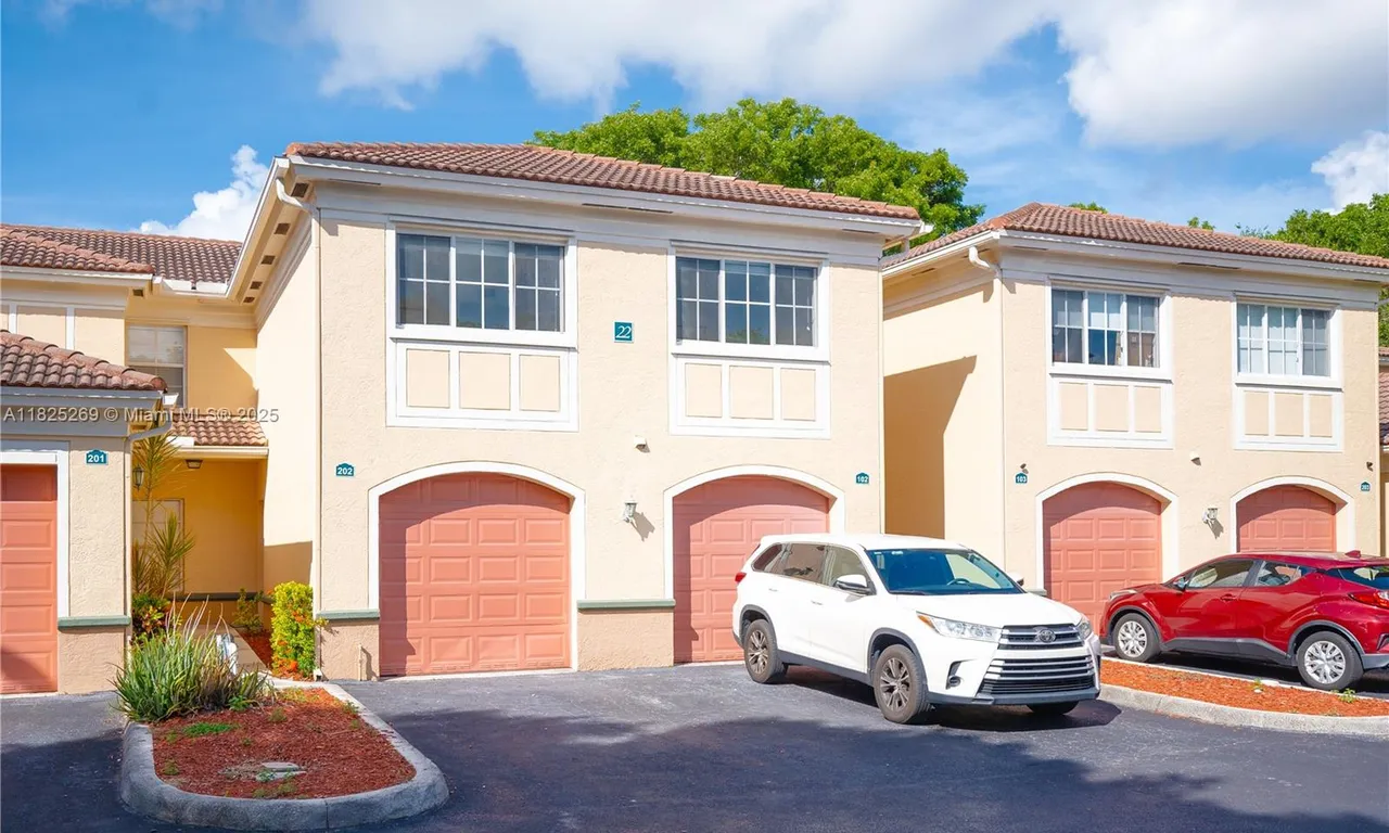 2406 Centergate Dr # 202, Miramar FL 33025