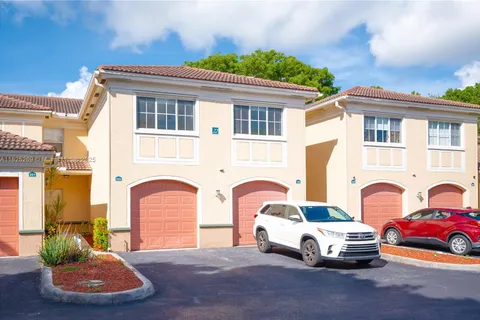 2406 Centergate Dr # 202, Miramar FL 33025