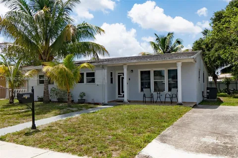 3610 NW 171st St, Miami Gardens FL 33056