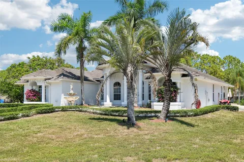 14387 Temple Blvd, Palm Beach FL 33470