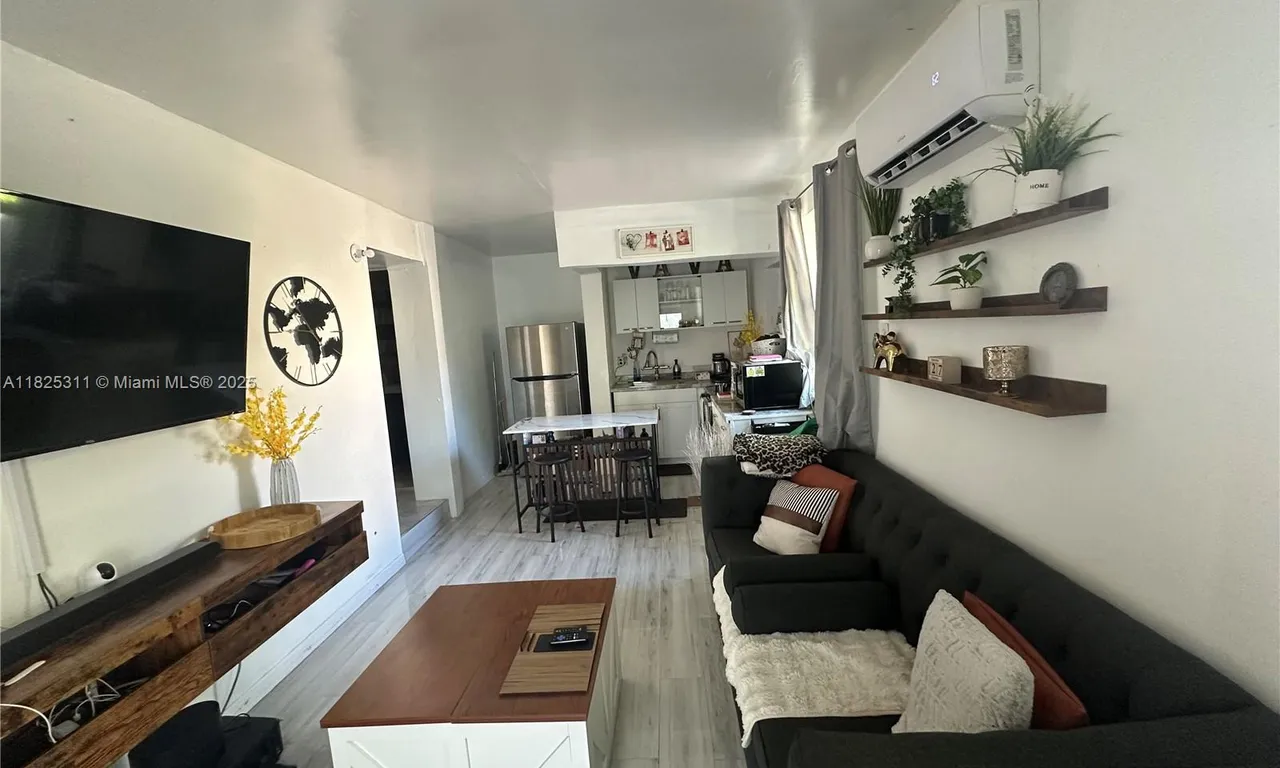 510 NW 146th St # 2, Miami FL 33168