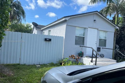 2330 Harding St Rear, Hollywood FL 33020
