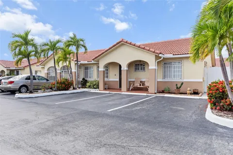 7101 W 24th Ave # 27, Hialeah FL 33016