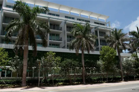 6080 Collins Ave # 506, Miami Beach FL 33140