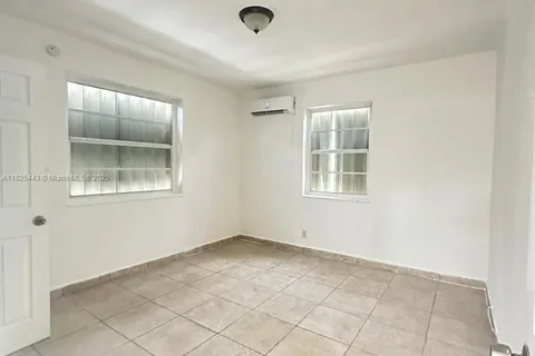 3452 SW 7th St # A, Miami FL 33135