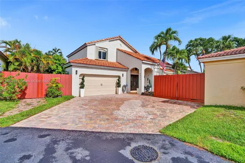 8931 SW 5th St, Miami FL 33174