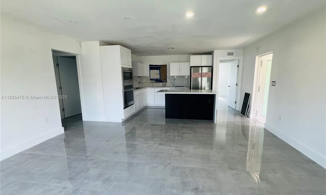 912 NE 2nd Ct # 0, Hallandale Beach FL 33009