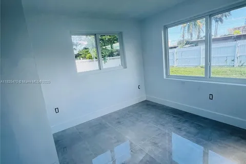 912 NE 2nd Ct # 0, Hallandale Beach FL 33009