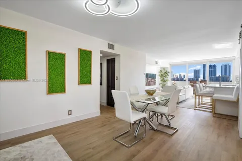 3703 NE 166th St # 701, North Miami Beach FL 33160