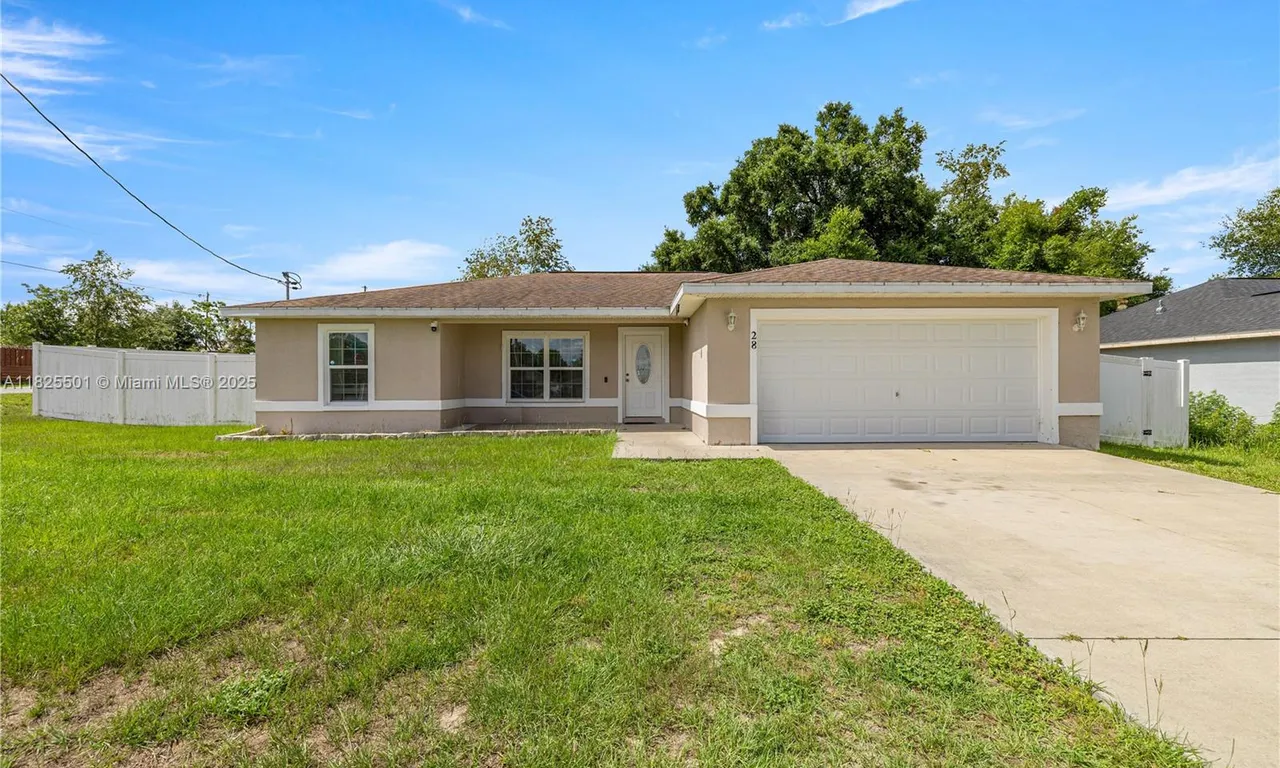 28 HEMLOCK RADIAL, Ocala FL 34472