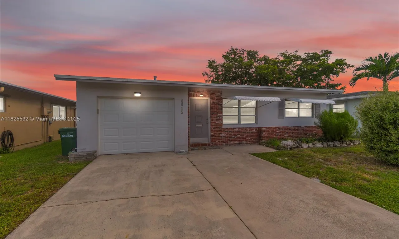 6915 NW 17th St, Margate FL 33063