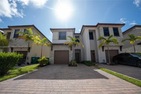25433 SW 108th Ct, Homestead FL 33032