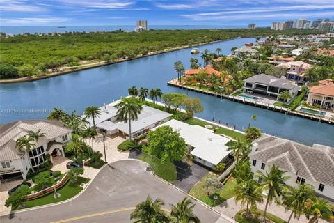 2756 NE 18th St, Fort Lauderdale FL 33305