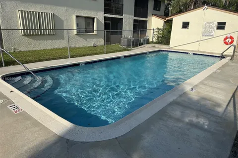 130 NW 60th Ave # 2, Margate FL 33063