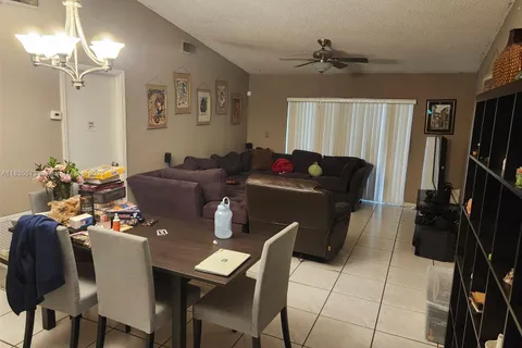 13337 SW 114th Pl, Miami FL 33176
