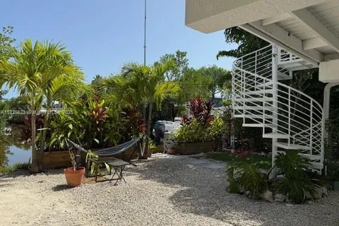 380 Mahogany Dr, Key Largo FL 33037