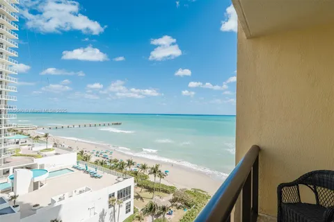 16275 Collins Ave # 902, Sunny Isles Beach FL 33160