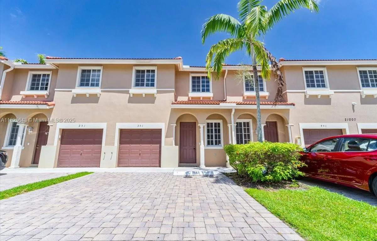 21007 NW 14 PL # 351, Miami Gardens FL 33169
