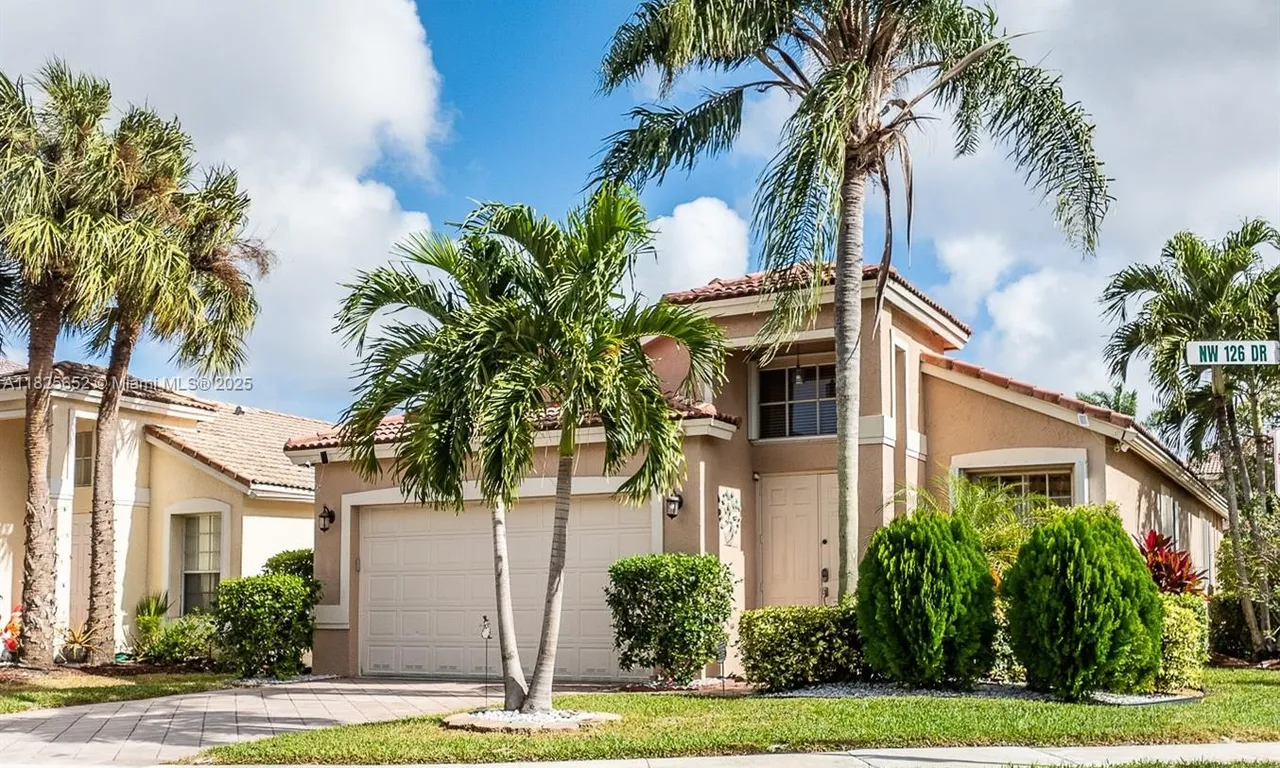 5305 NW 126th Dr, Coral Springs FL 33076