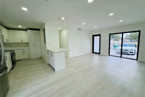2983 NW 191st Ter, Miami Gardens FL 33056