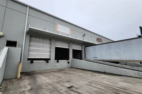 7766 NW 46th St, Doral FL 33166