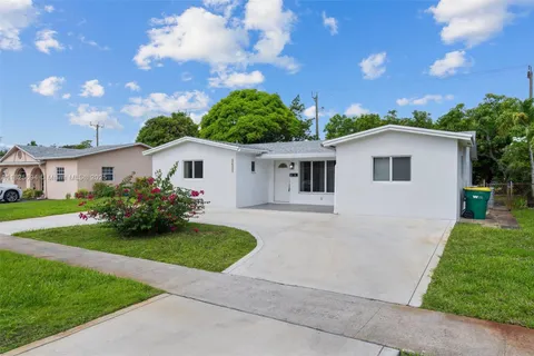 2631 NW 47th Ave, Lauderhill FL 33313