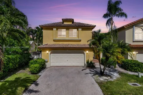5134 NW 113th Ave, Doral FL 33178