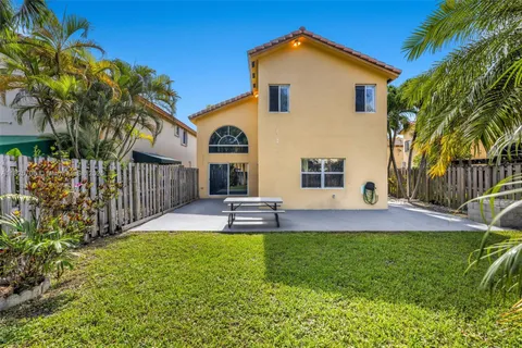 5134 NW 113th Ave, Doral FL 33178