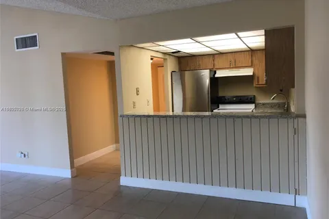 5995 Washington St # 233, Hollywood FL 33023