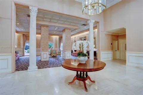 2500 Parkview Dr # 405, Hallandale Beach FL 33009