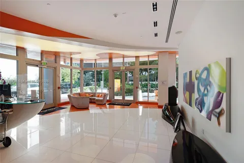 31 SE 6th St # 2706, Miami FL 33131
