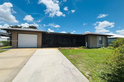 27064 Omni Ln, Punta Gorda FL 33983