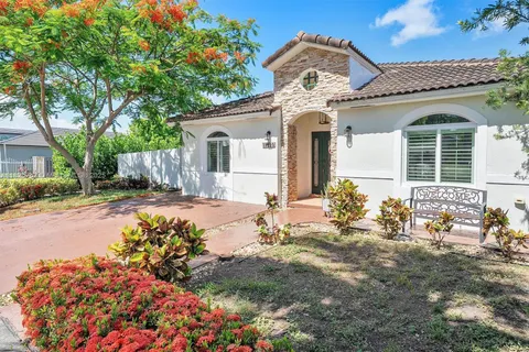17029 SW 143rd Ct, Miami FL 33177