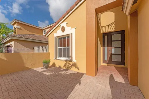 452 NE 20th Ter, Homestead FL 33033
