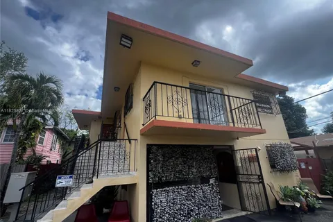 619 SW 11th Ave # 2, Miami FL 33130
