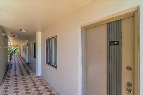 8400 SW 133rd Ave Rd # 212, Miami FL 33183