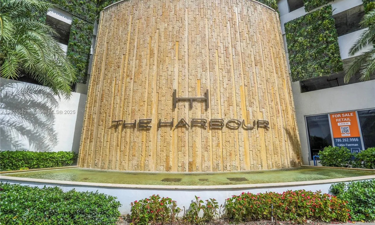 16385 Biscayne Blvd # 1918, North Miami Beach FL 33160