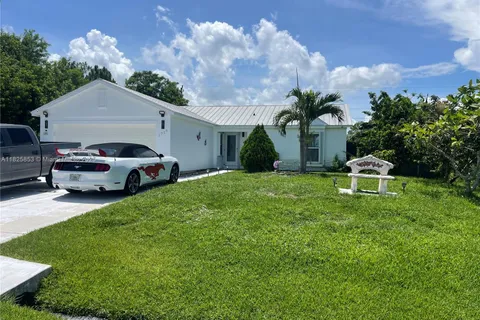 1716 SW Cordova St, Port St. Lucie FL 34987