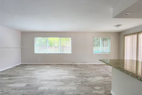 115 SW 1st Ave # 1, Boynton Beach FL 33435