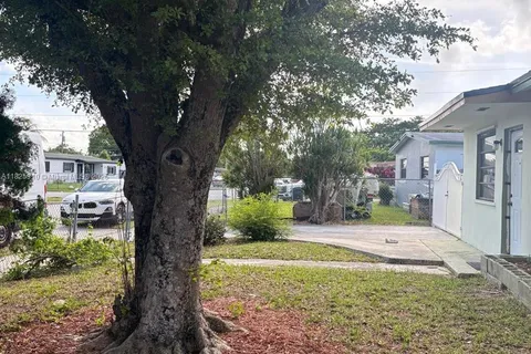 10791 SW 221st St, Miami FL 33170