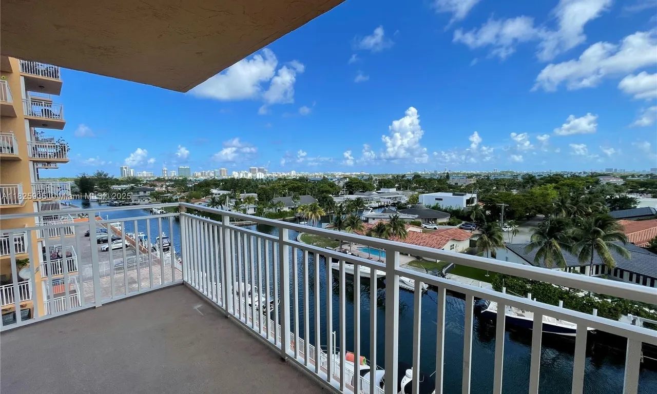 2450 NE 135th St # 609, North Miami FL 33181