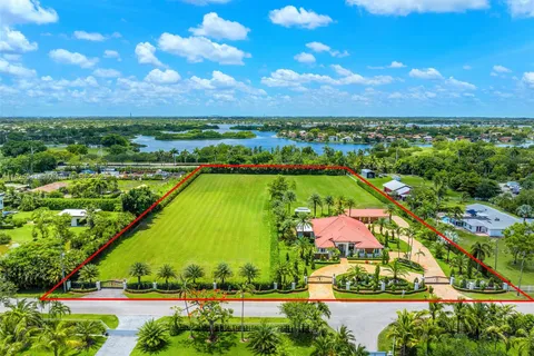 17490 SW 70th Pl, Southwest Ranches FL 33331