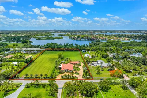 17490 SW 70th Pl, Southwest Ranches FL 33331