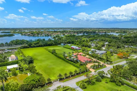 17490 SW 70th Pl, Southwest Ranches FL 33331