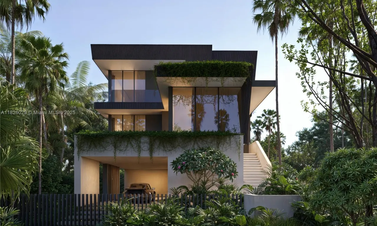 2121 Regatta Ave, Miami Beach FL 33140