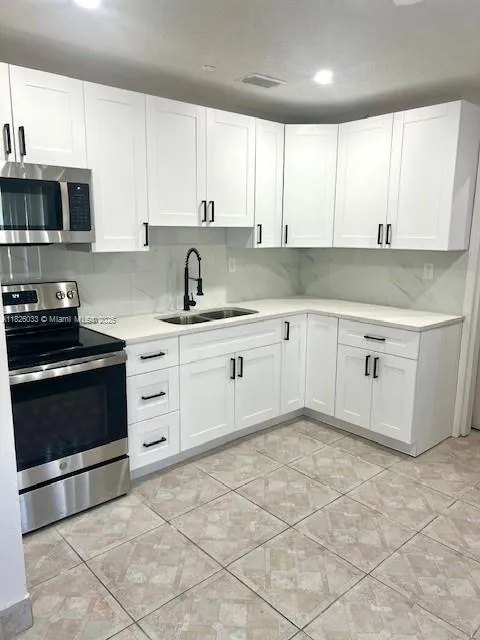 1224 NW 19th # 2, Fort Lauderdale FL 33311