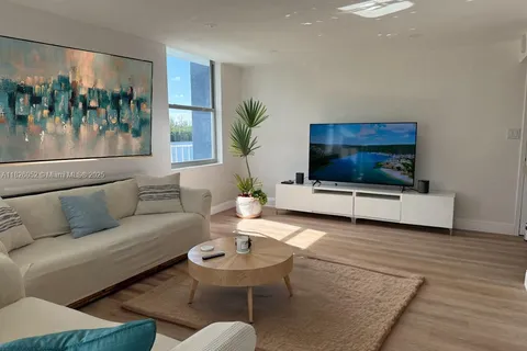 16546 NE 26th Ave # 3G, North Miami Beach FL 33160