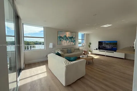 16546 NE 26th Ave # 3G, North Miami Beach FL 33160